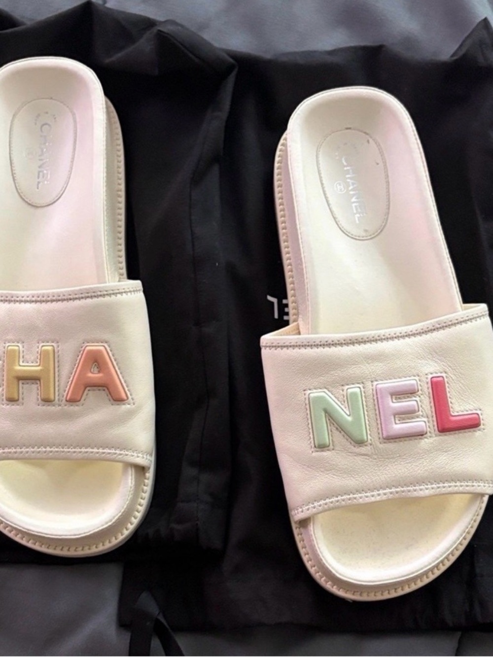 Chanel multicolor Accent Ivory Leather Slides Sandals